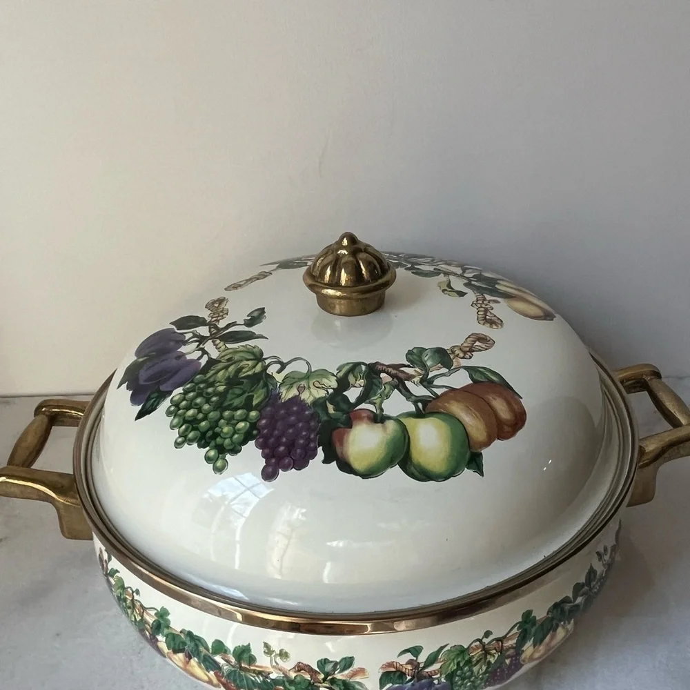 Vintage Tabletops Unlimited Fruit Design Enamel on Metal Casserole  with…